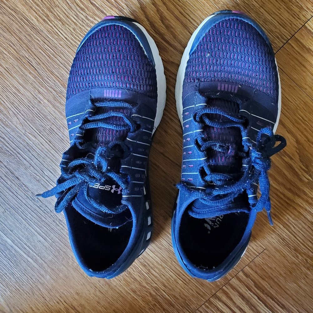 Womens Under Armour Speeform Europa 1285482 400 Running Shoes! Size 8.5